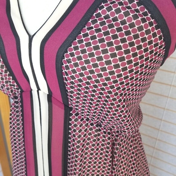 Michael Kors Cocktail Dress Size XS Border-Print Handkerchief Hem Lined - Picture 7 of 12